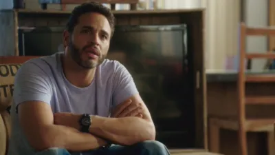 thumbnail - S3:E8 Savior Complex