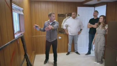 thumbnail - S1:E4 This Flippin' Guy