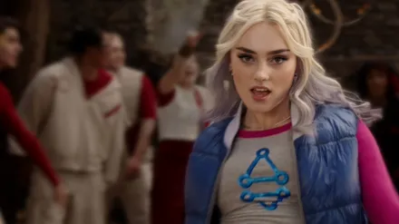 "Together As One" | ZOMBIES 4: El origen de los vampiros Videoclip