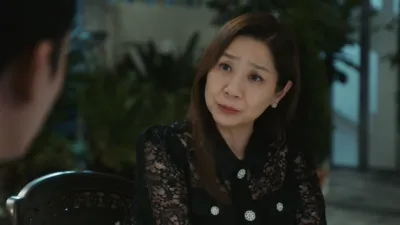 thumbnail - S1:E3 Desirers