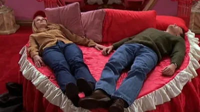 thumbnail - S7:E13 The Honeymoon