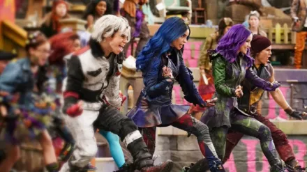 "Good to Be Bad" | Descendants 3 Music Video