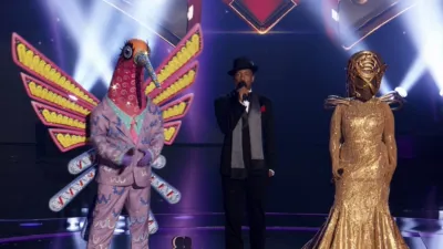 thumbnail - S8:E1 A Royal Season Premiere