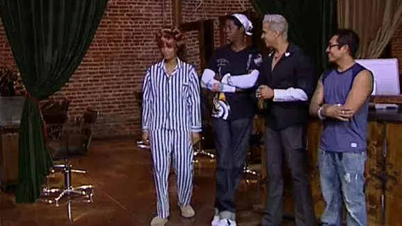 thumbnail - S8:E9 The Girl Who Picks a Fight