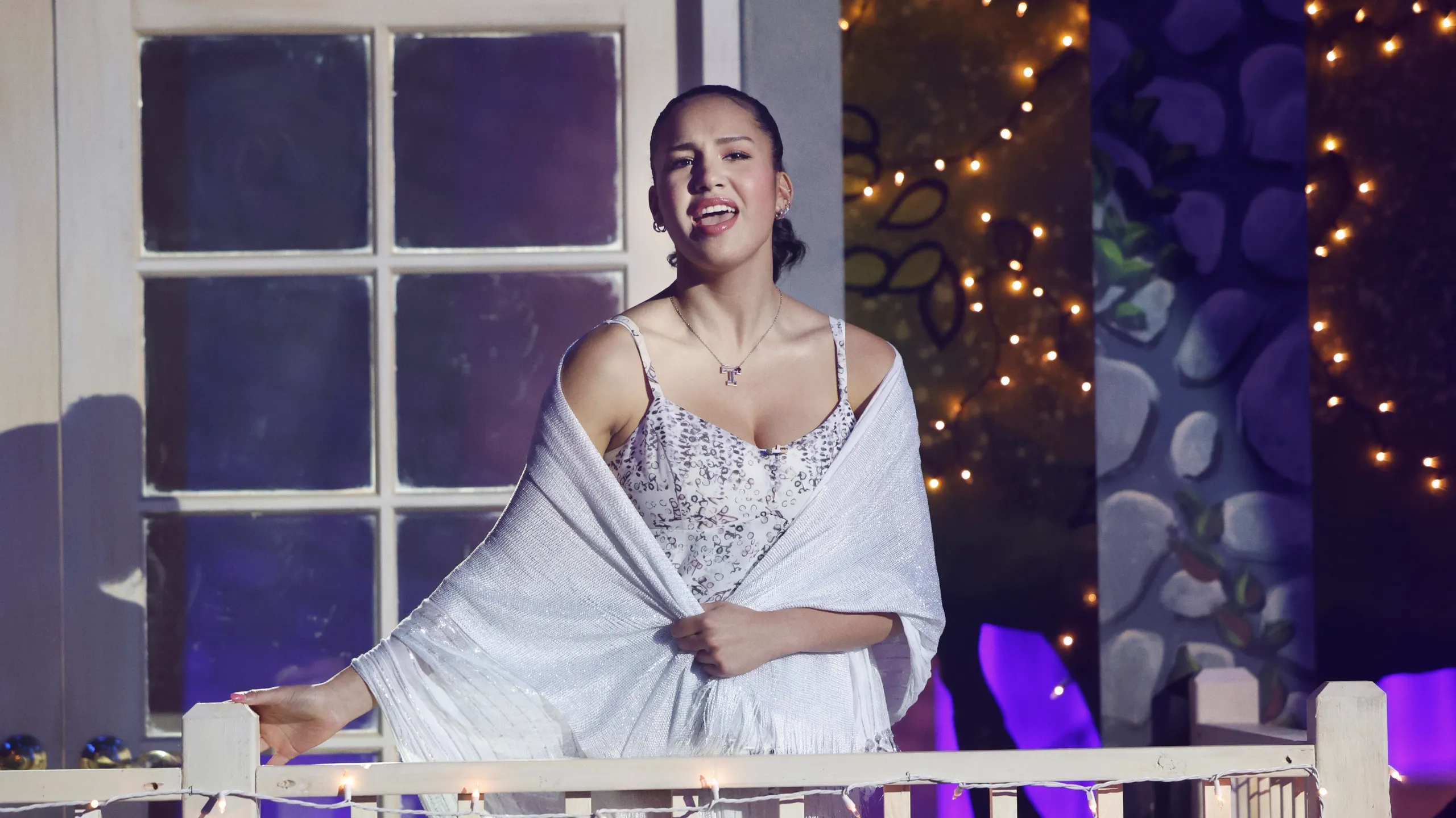 thumbnail - S4:E8 Born to Be Brave