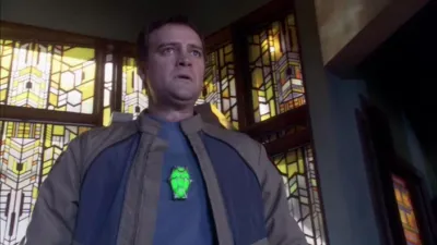 thumbnail - S1:E3 Hide and Seek