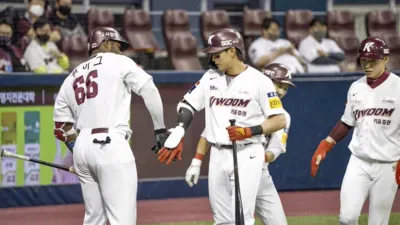 thumbnail - S1:E2 The Revolt of the Underdogs