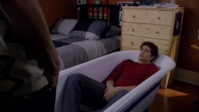 thumbnail - S3:E4 In the Company of Men