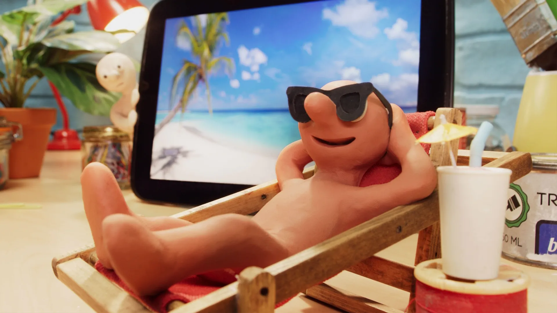 thumbnail - T3:E9 Día de playa