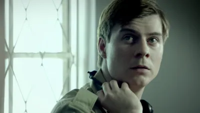 thumbnail - S1:E10 WWII