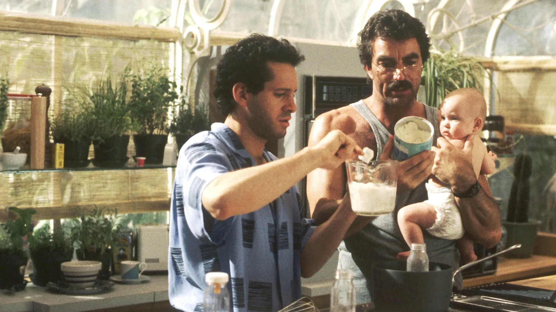 Tres hombres y un bebé