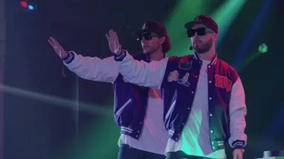 thumbnail - S3:E8 merchants in medina