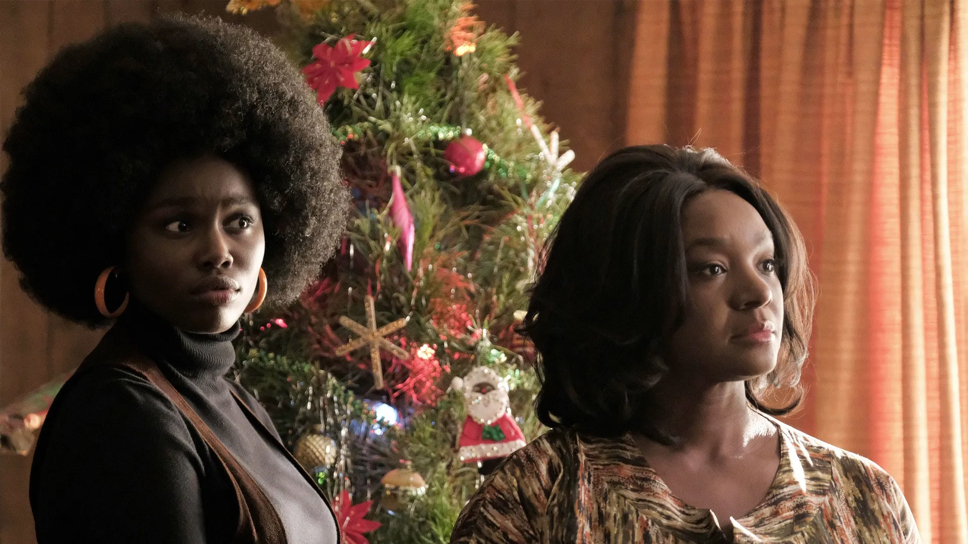 thumbnail - S1:E9 Home for Christmas