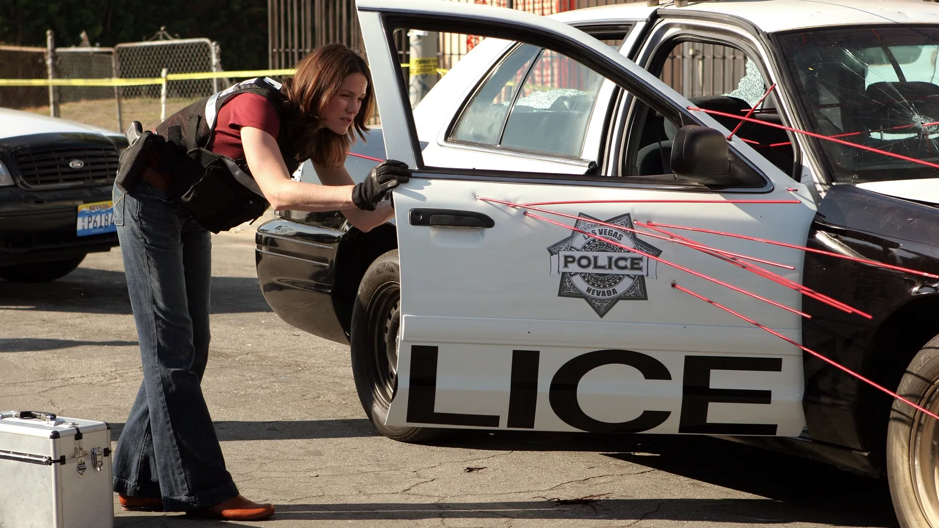 thumbnail - S6:E7 A Bullet Runs Through It, Part 1