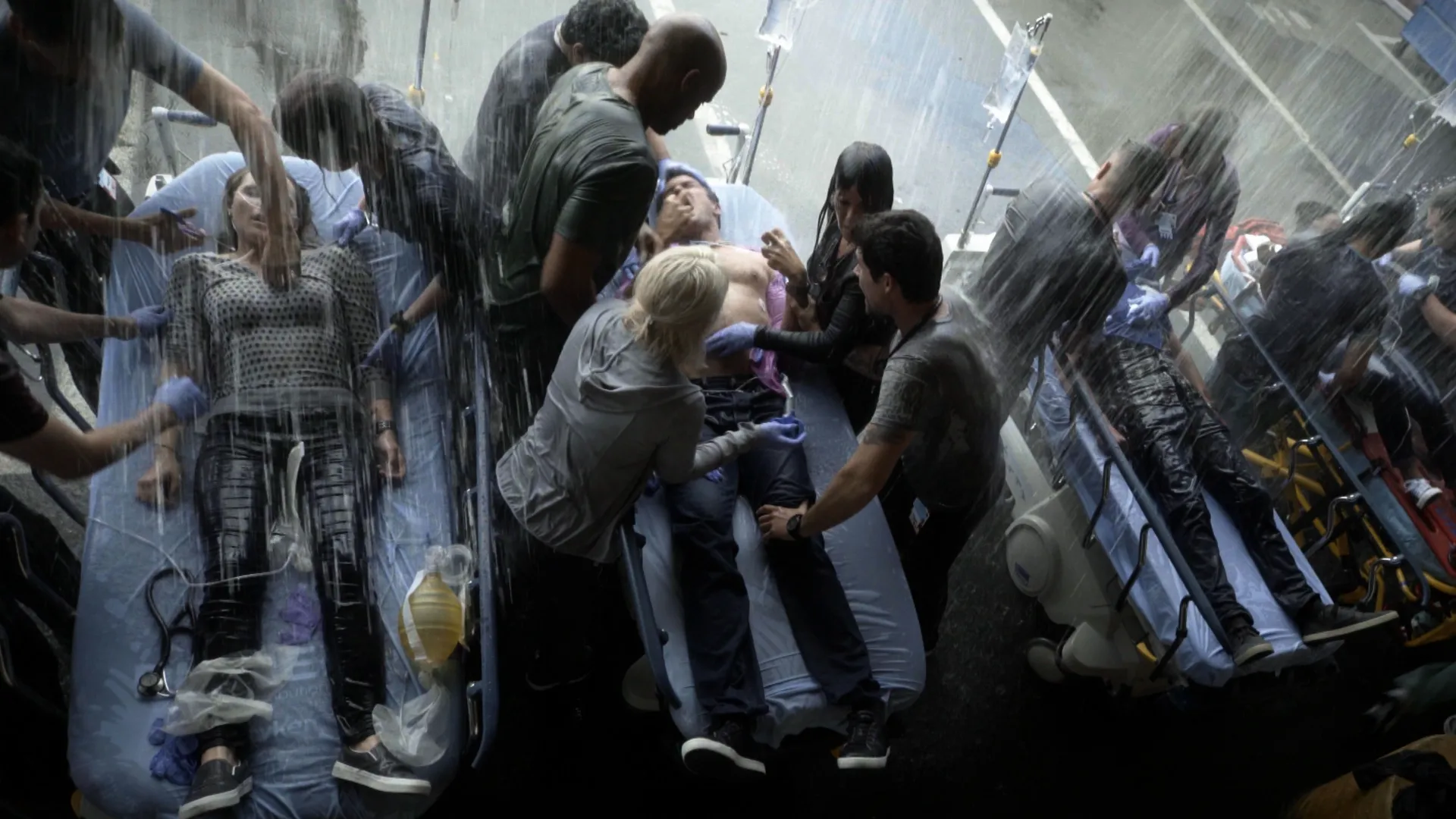 thumbnail - S2:E8 1.0 Bodies