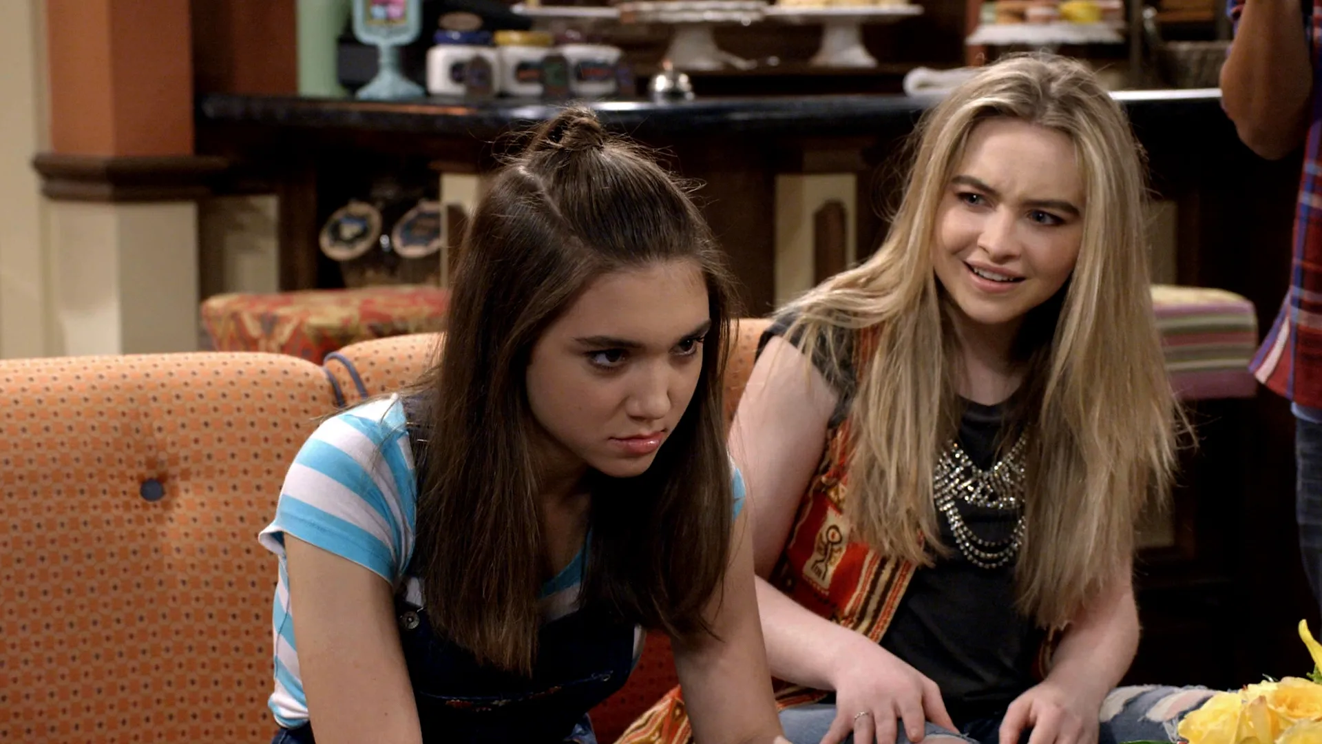 thumbnail - S3:E11 Girl Meets the Real World