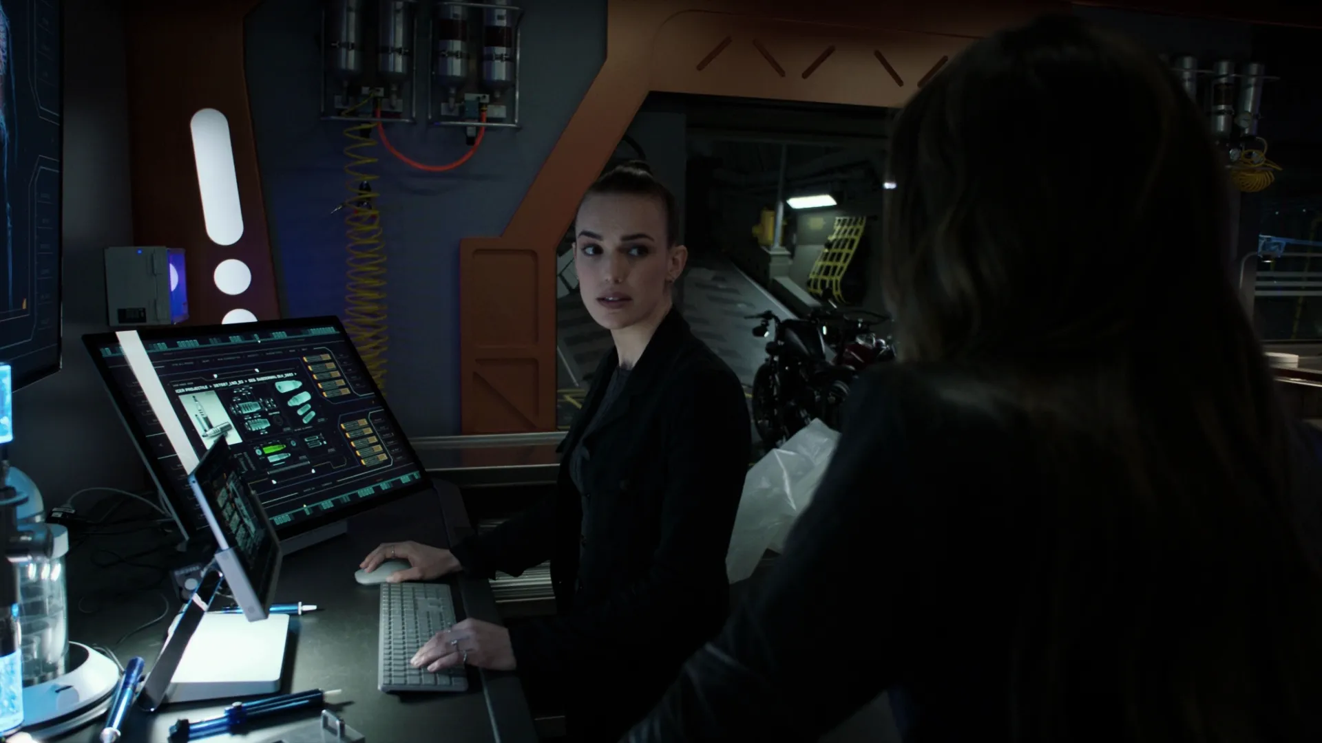 thumbnail - S7:E1 The New Deal