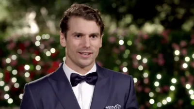 thumbnail - S5:E1 Episode 1