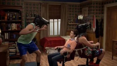 thumbnail - S3:E9 Who Is Horse Face Guy?