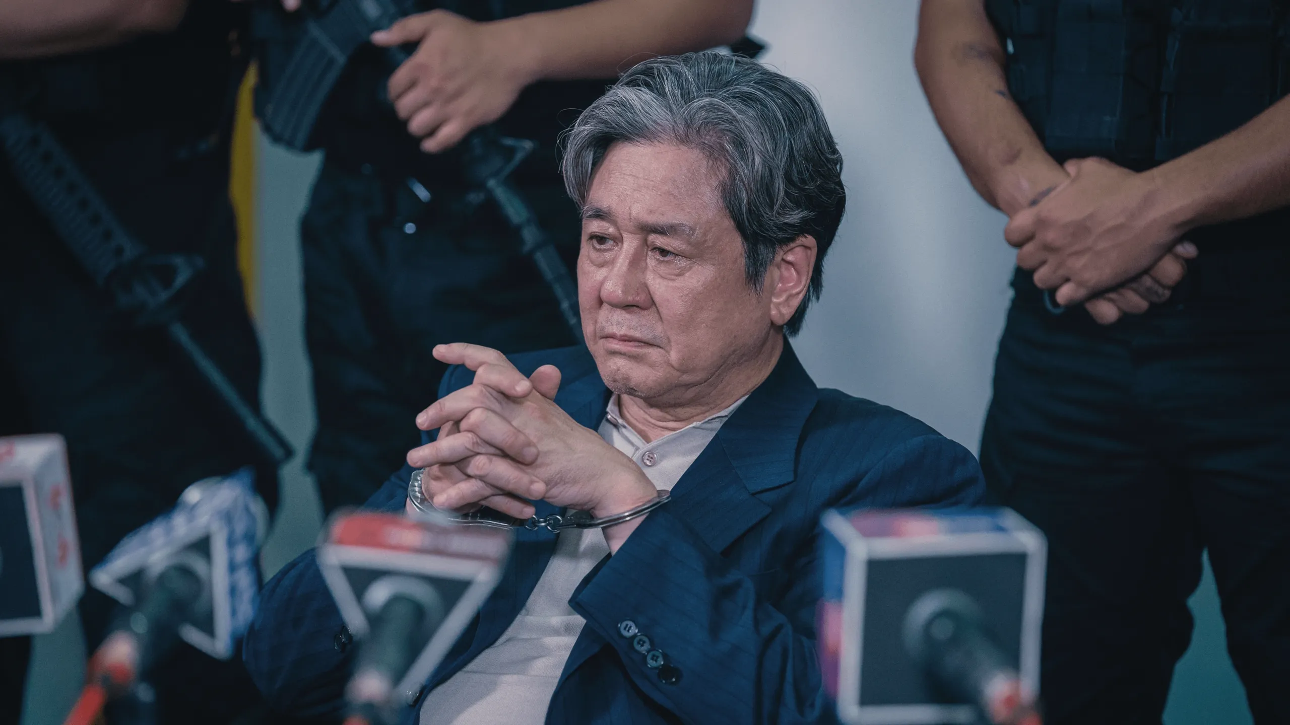 thumbnail - S2:E4 Framed