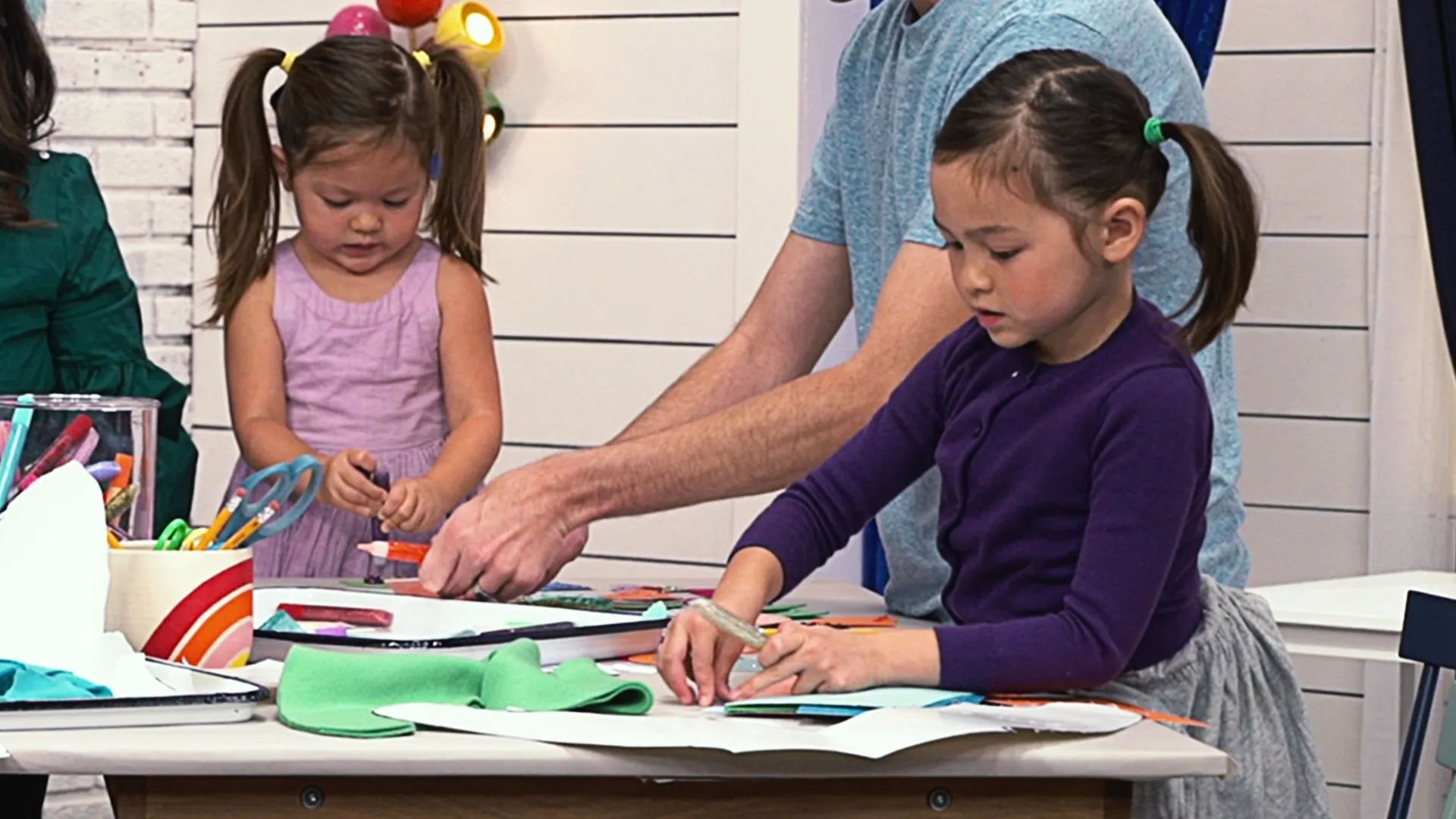 thumbnail - S1:E2 The Little Mermaid: Mermaid Tails