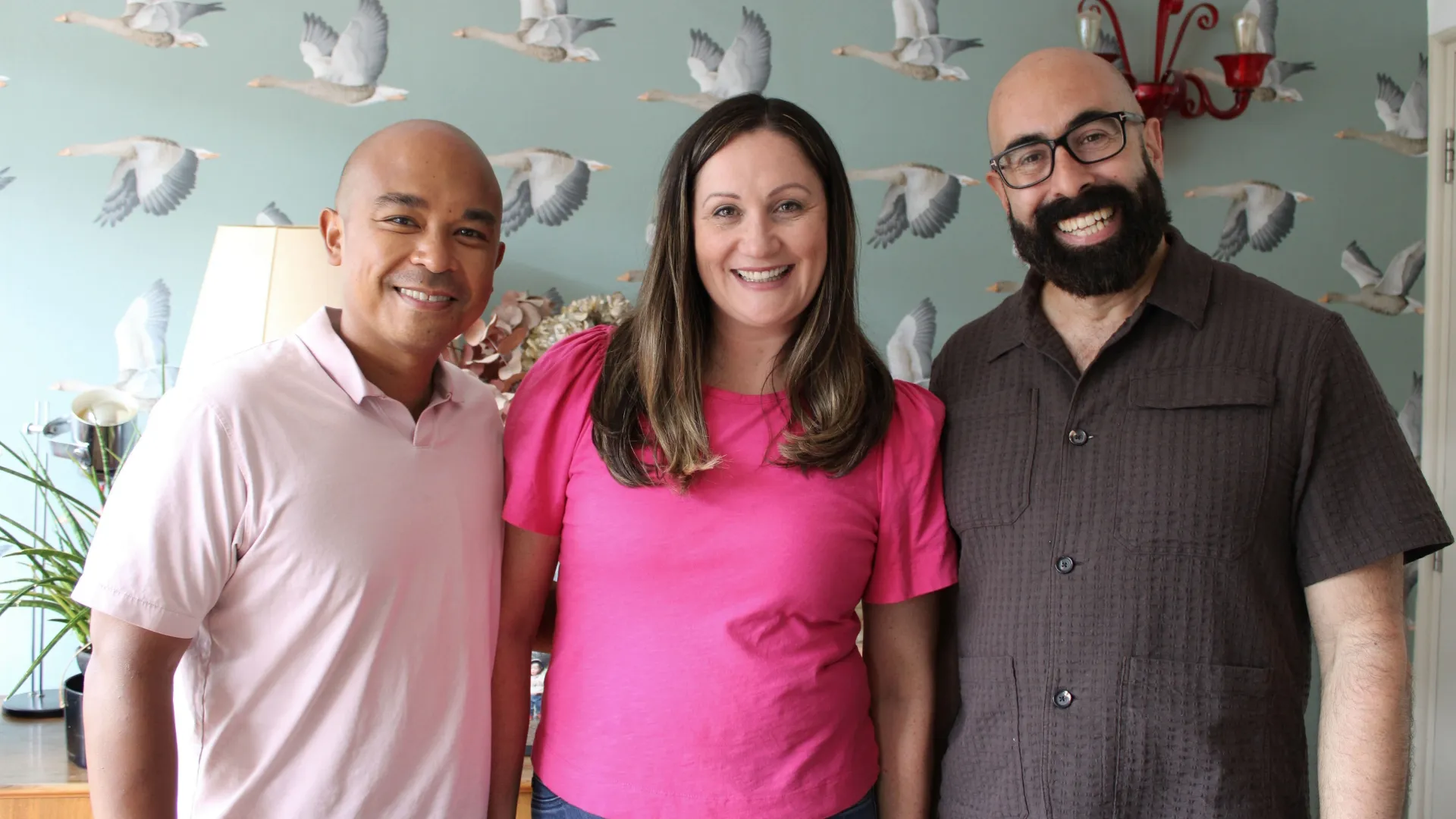 thumbnail - S200:E6 Big Decisions in London