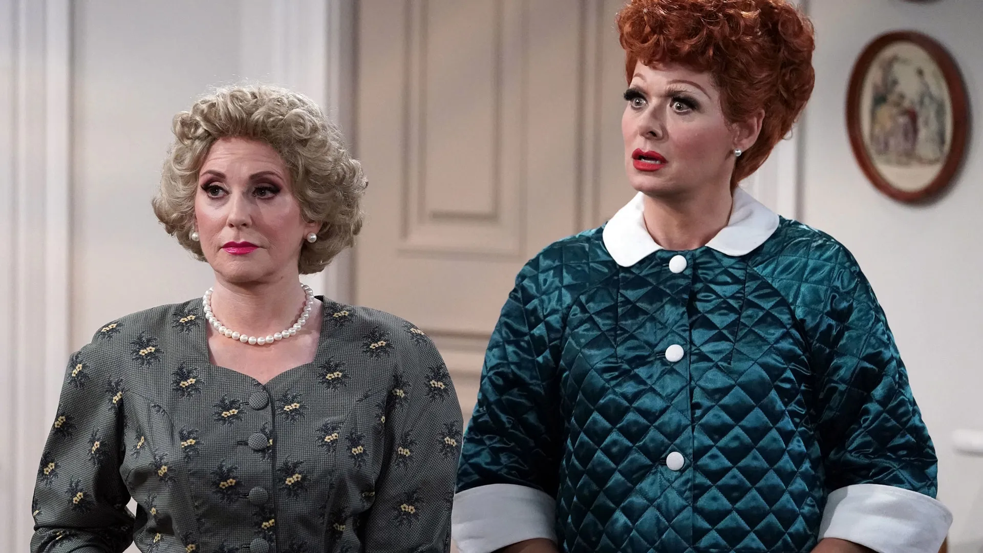thumbnail - S3:E16 We Love Lucy