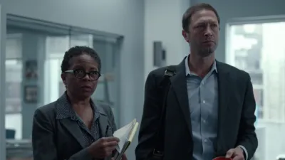 thumbnail - S1:E7 Heroes