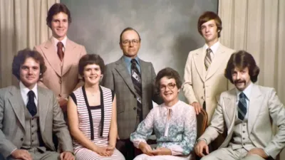 thumbnail - S1:E2 Stalking the Lone Wolf