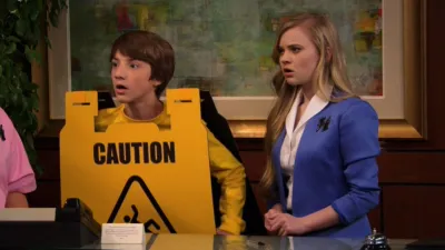 thumbnail - S3:E14 finANTial crisis