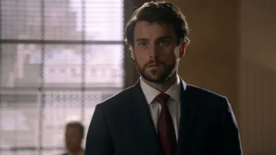 thumbnail - S6:E2 Vivian's Here