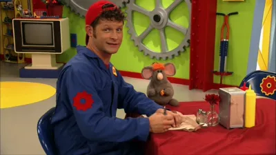 thumbnail - S3:E2 The Idea Cafe