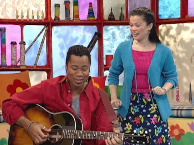 thumbnail - S3:E13 It's Mother's Day!