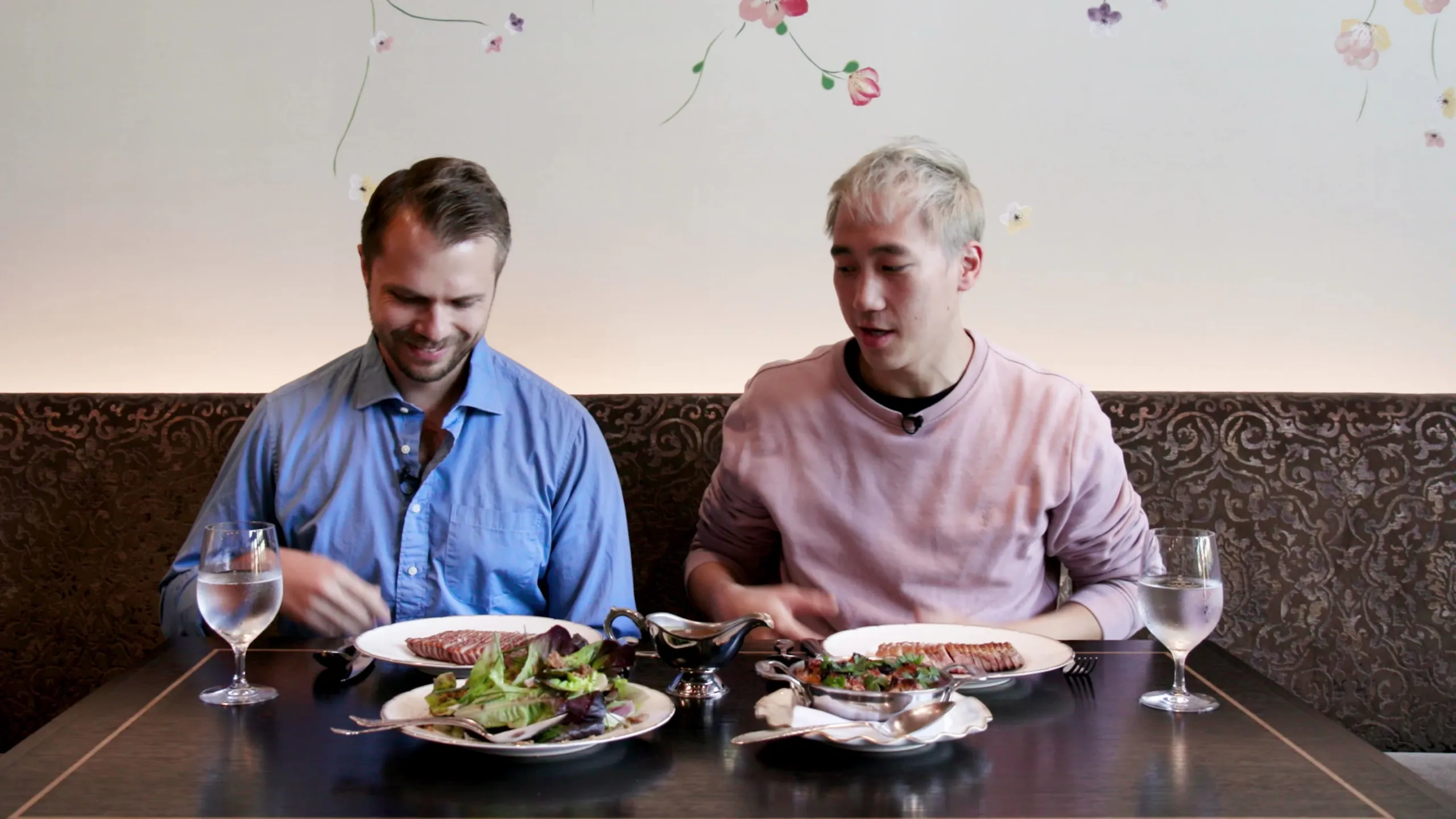 thumbnail - S10:E1 $6 Sauce Vs. $185 Sauce