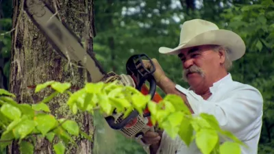 thumbnail - S12:E4 Raney Returns: Crash and Berm