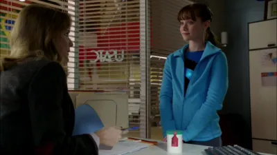 thumbnail - S3:E7 Truth Be Told