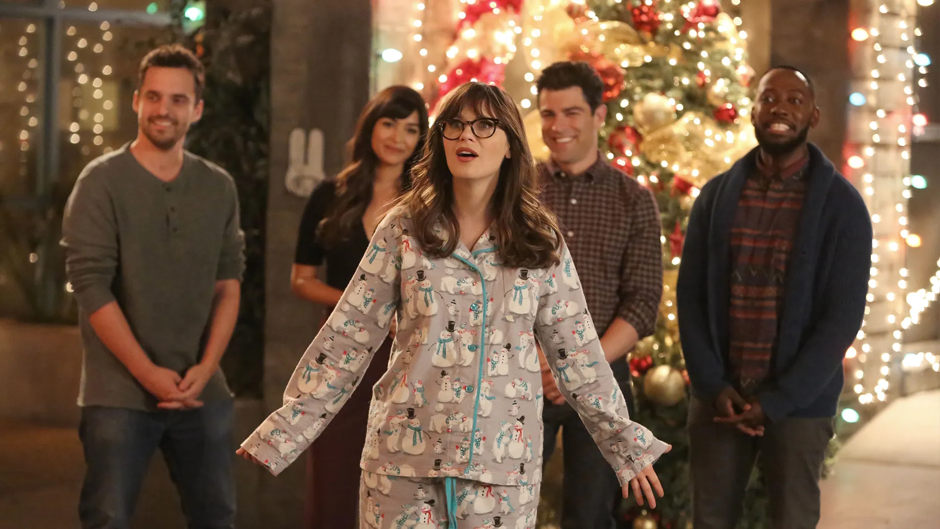thumbnail - S6:E10 Christmas Eve Eve