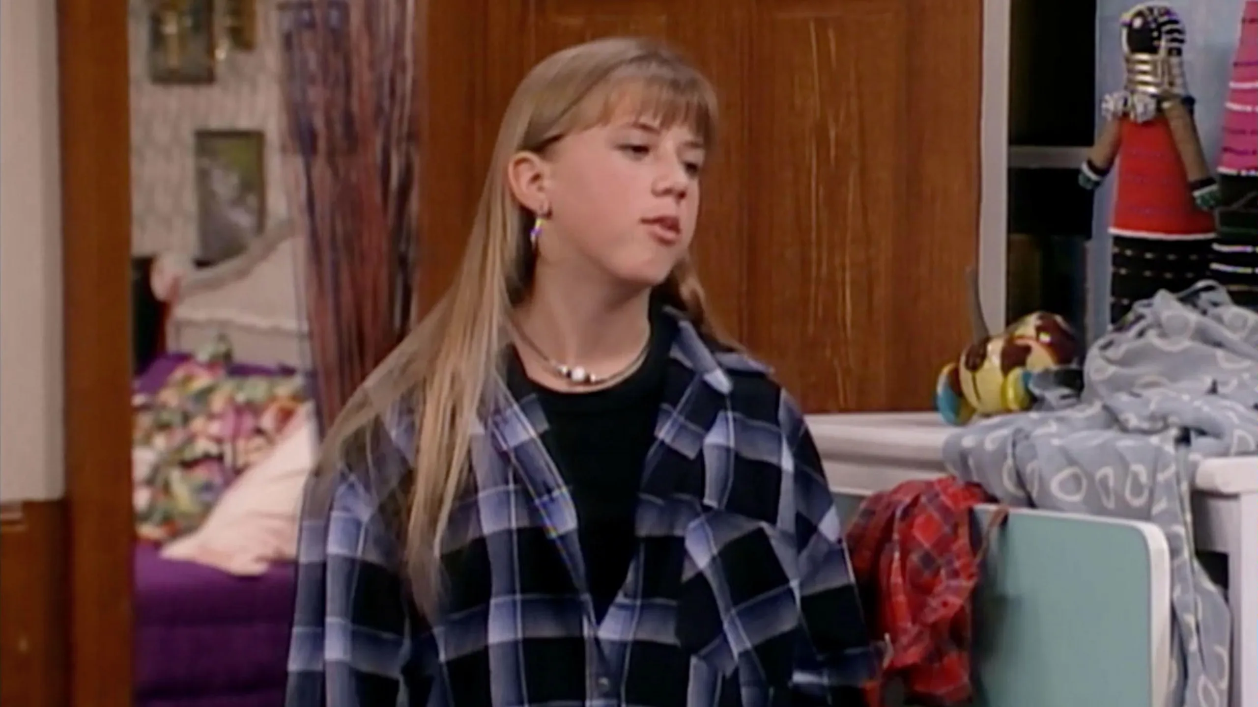 thumbnail - S8:E2 Breaking Away