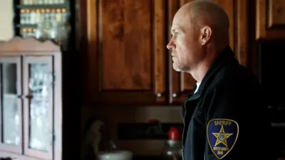 thumbnail - S1:E2 The Kind Sister