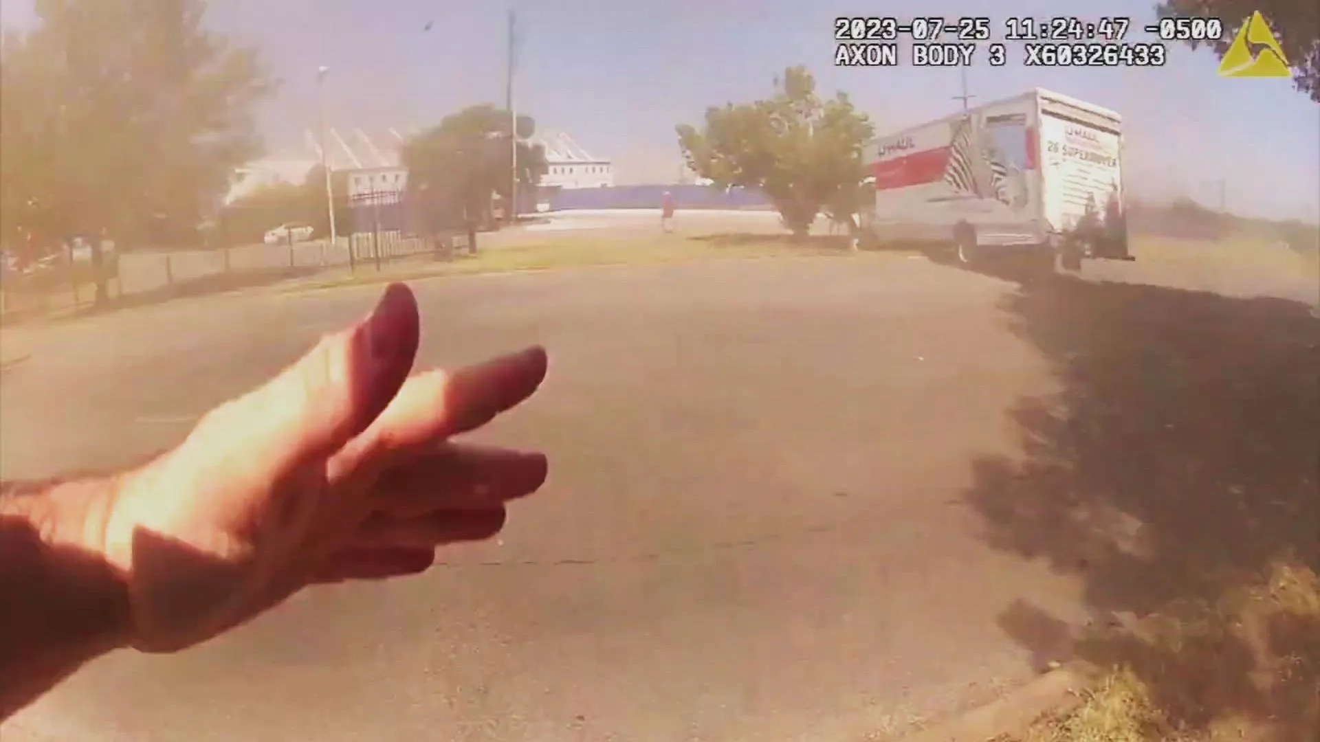 thumbnail - S2:E1 Fugitives Caught on Tape (#201)