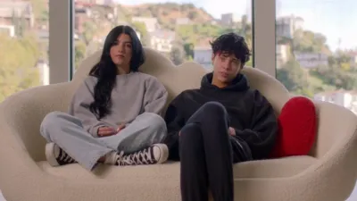 thumbnail - S3:E2 Human Punching Bag