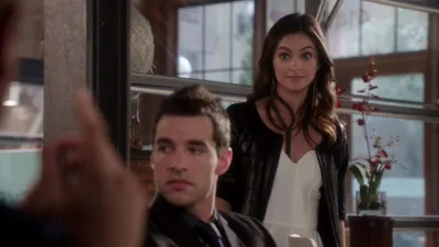 thumbnail - S1:E7 The Teen Model