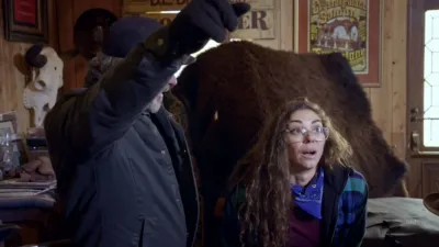 thumbnail - S2:E3 Hauling Ass