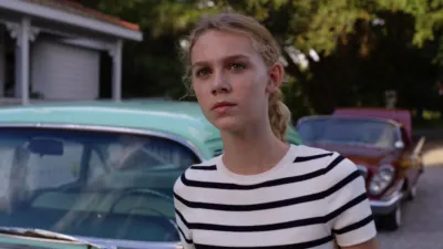 thumbnail - S3:E3 Closing Time