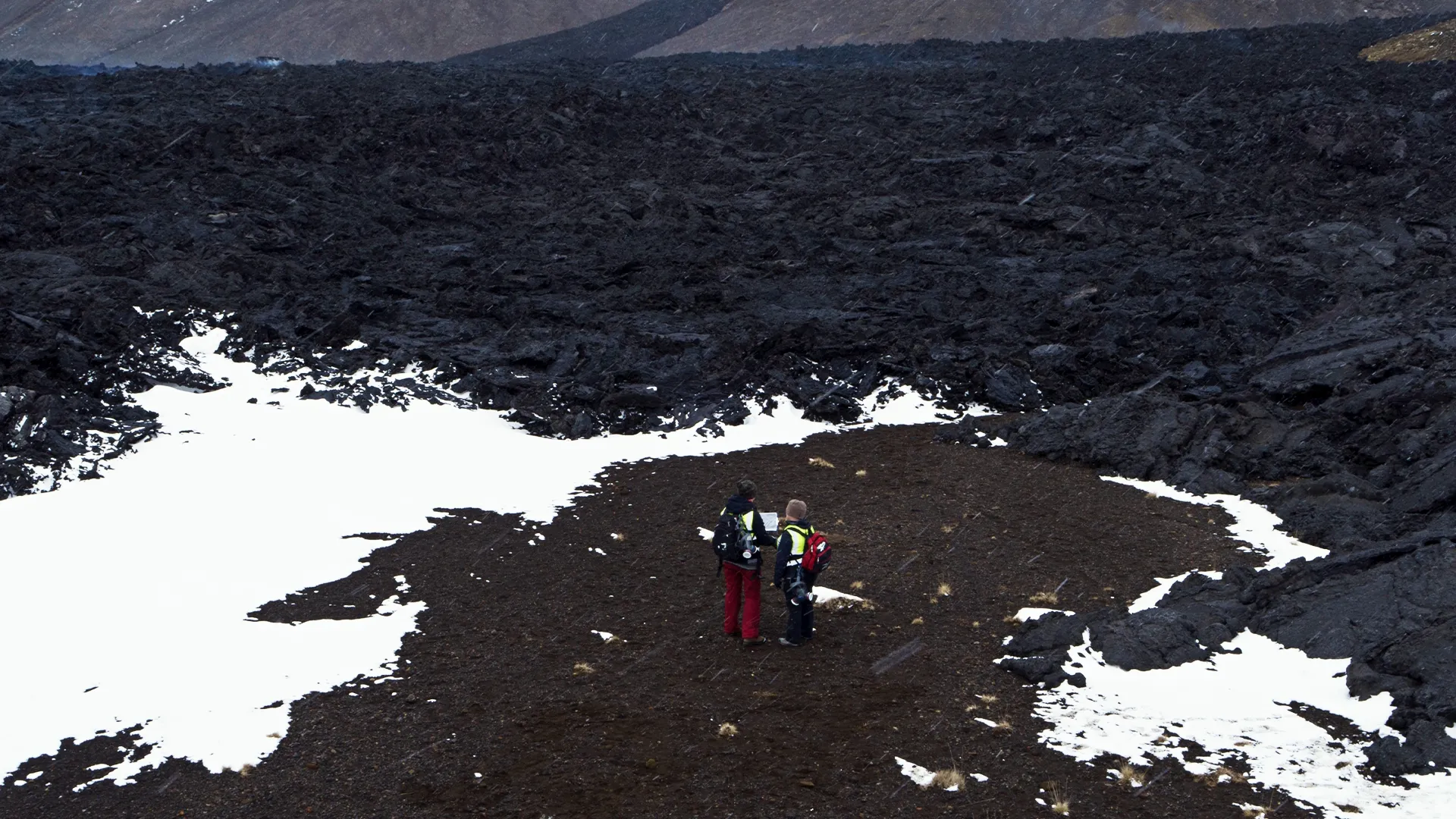 thumbnail - S3:E6 Iceland
