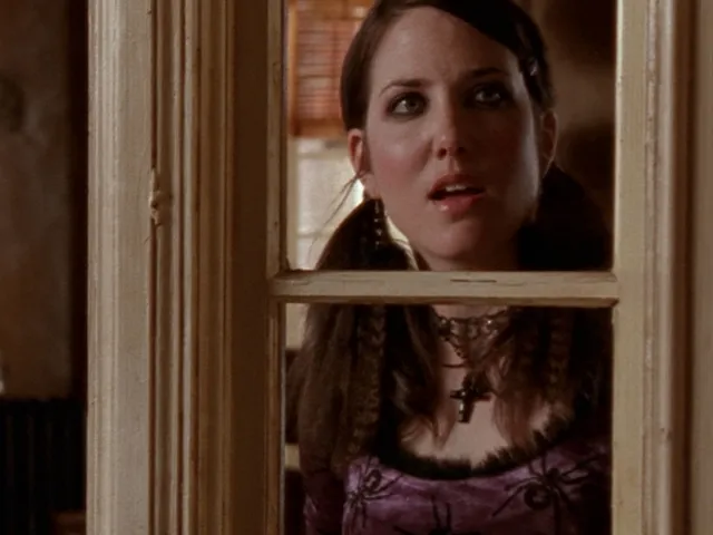 thumbnail - S4:E21 Felicity Interrupted