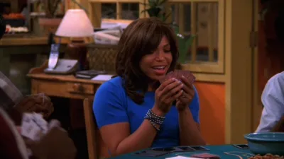 thumbnail - S5:E6 Poker Face