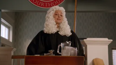 thumbnail - S3:E18 Stuck in Diaz Court