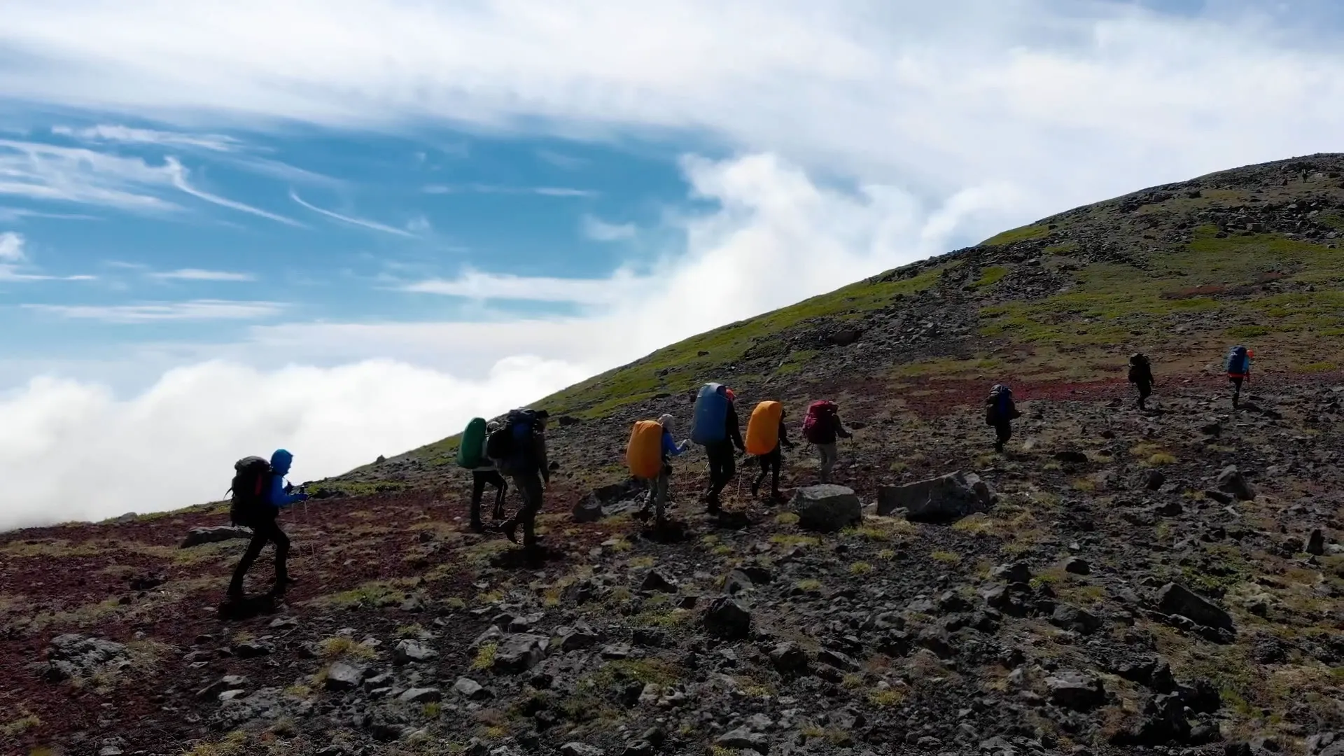 thumbnail - S6:E1 The World Beneath Our Feet