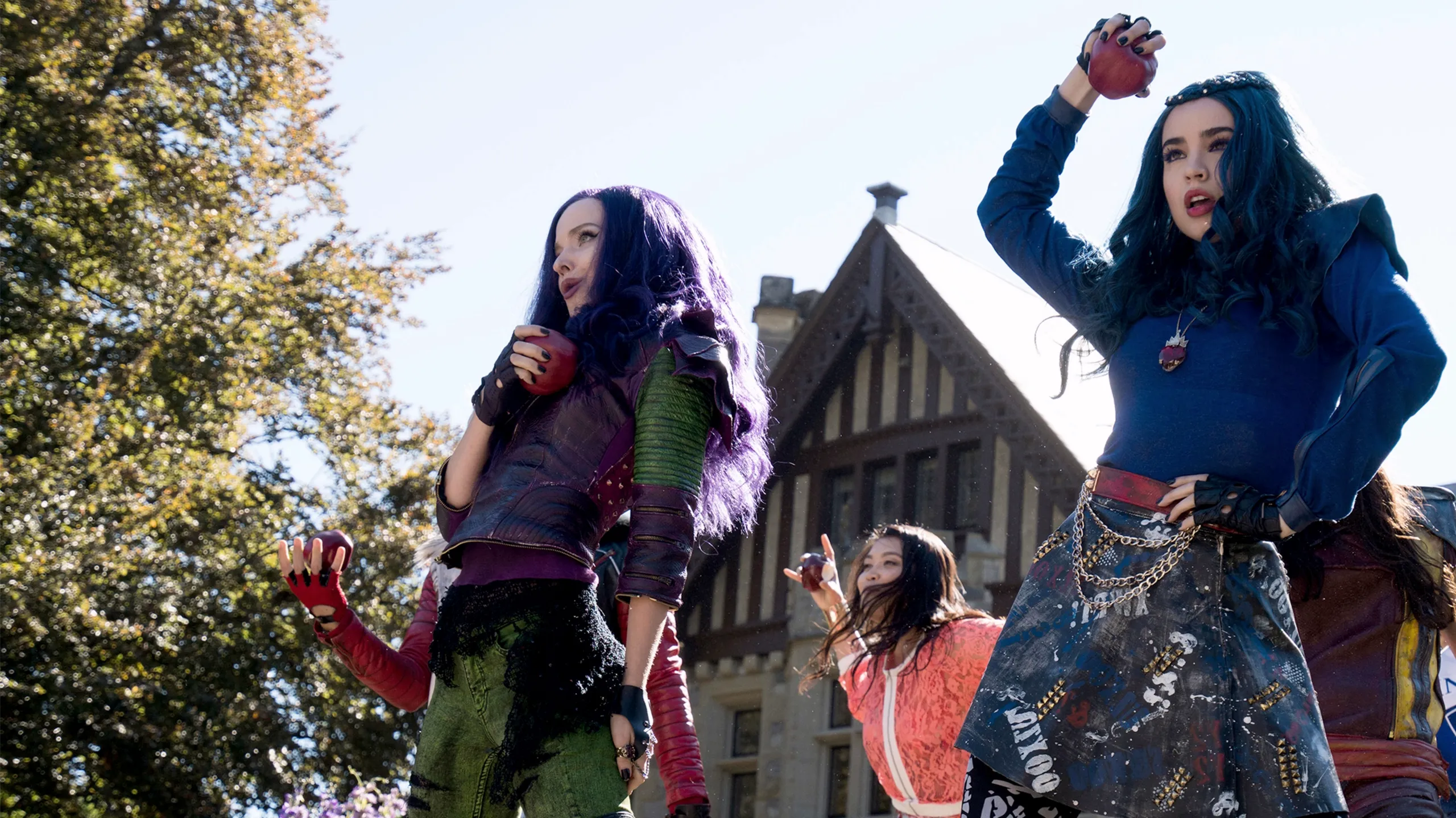 "Ways to Be Wicked" (Sing along) | Descendientes 2 Videoclip